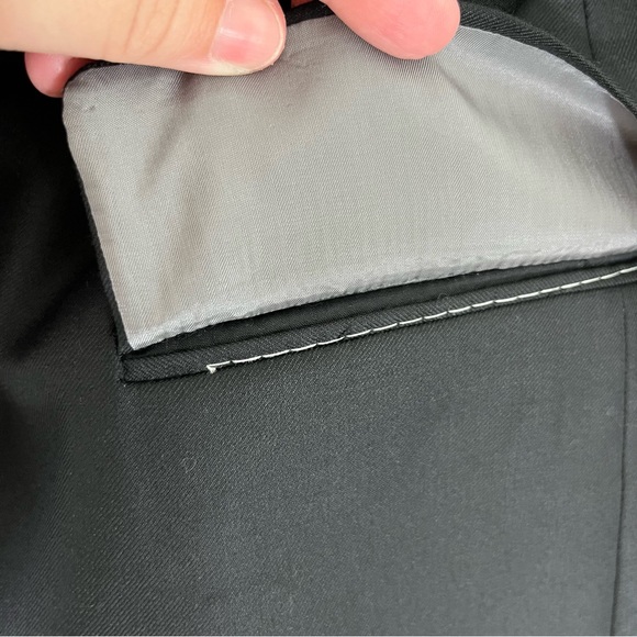 Hart Shaffner Marx Black Men Suit - Picture 14 of 14